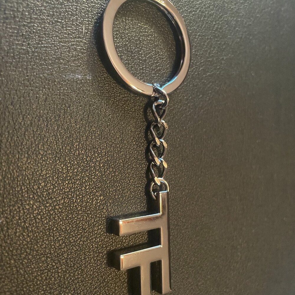 Tom Ford Logo Metal Key Chain / Bag Charm - New - Picture 1 of 1